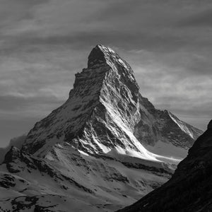 Schwarz/ Weiß Bild von dem Matterhorn aus Zermatt