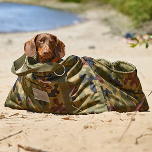 4 in 1 Travel Bag Allrounder – Hundetasche und Decke in einem [camouflage dunkel]
